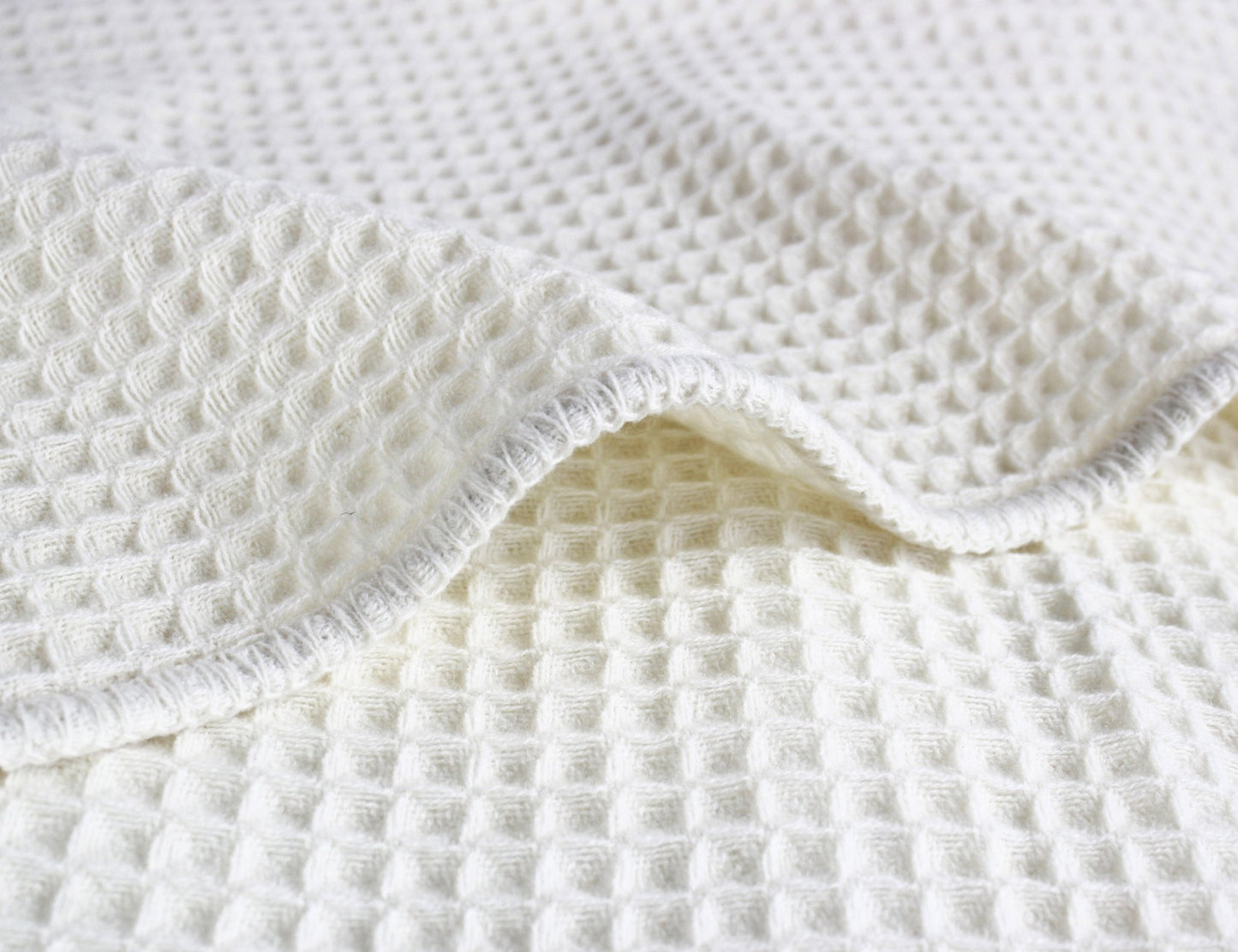 100% Merino Wool Waffle Weave Blanket - mosswell.us