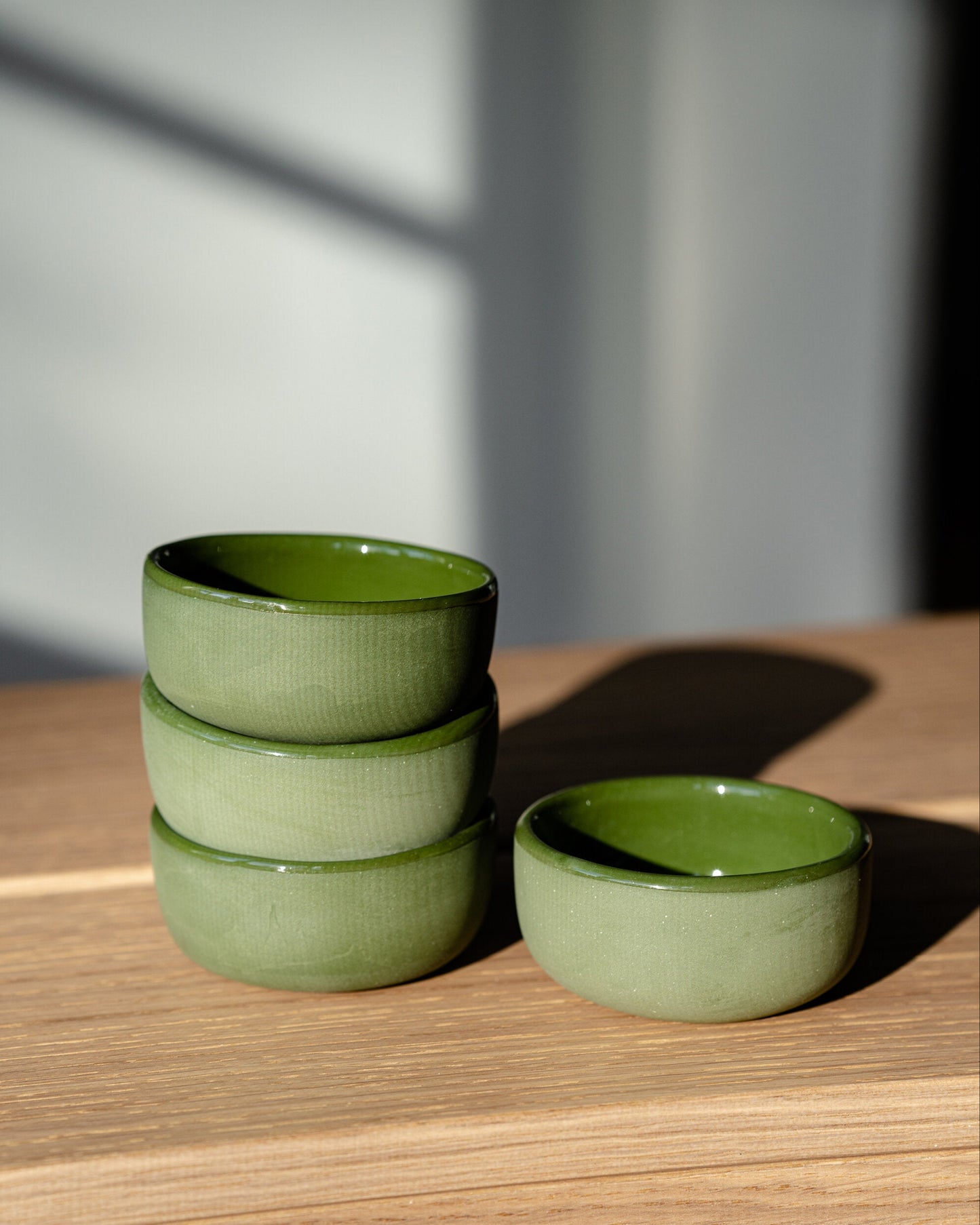 Handmade Porcelain Pinch Bowl. Green