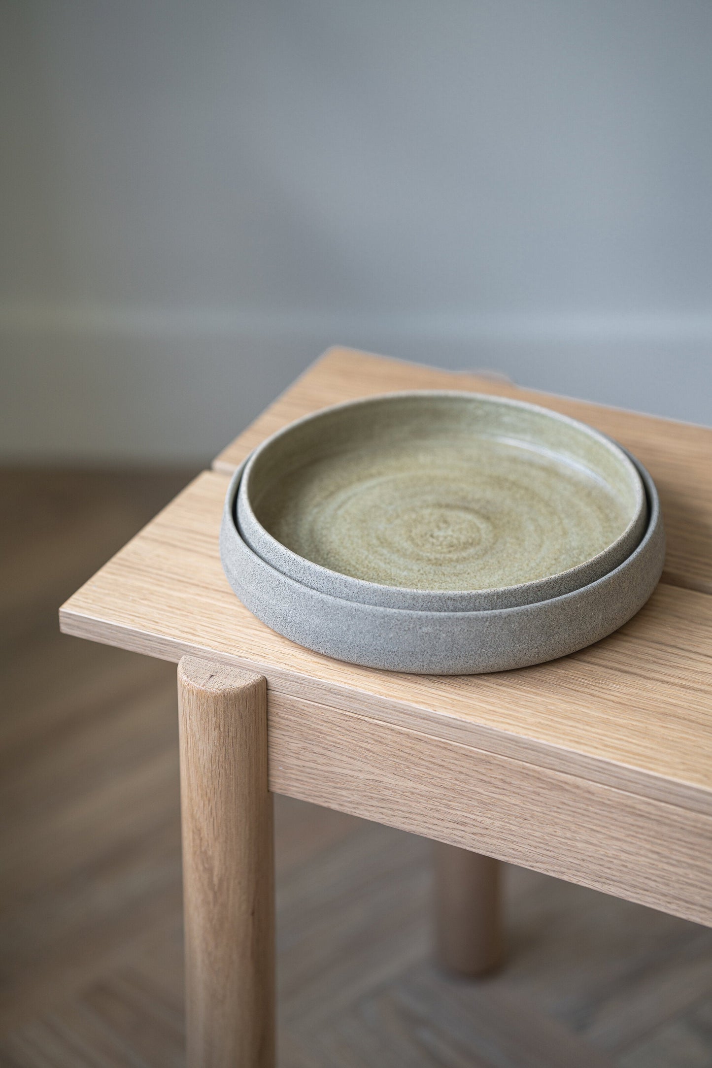 Stoneware Salad Plate with High Sides - Concrete