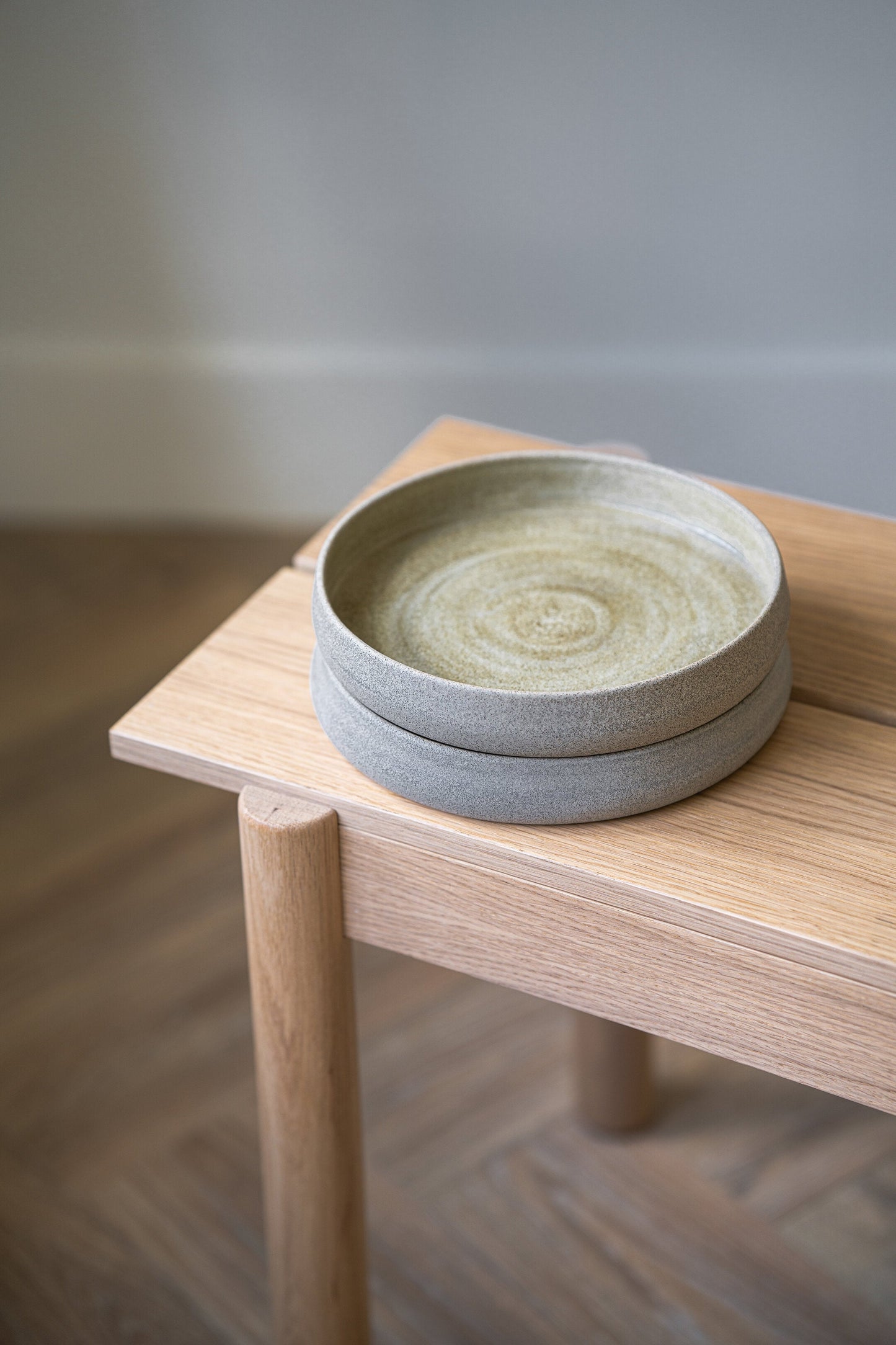 Stoneware Salad Plate with High Sides - Concrete