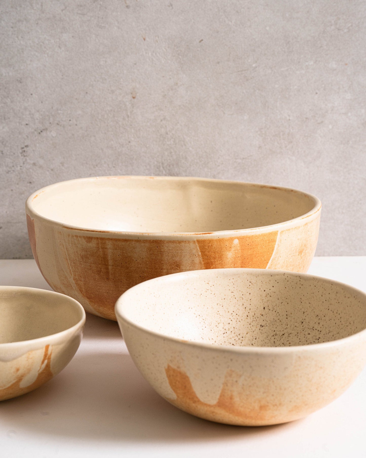 Stoneware Salad Serving Bowl