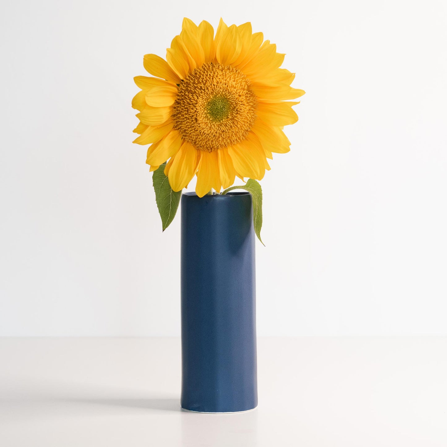 Bloom Vase - Handmade Porcelain Flower Vase - mosswell.us