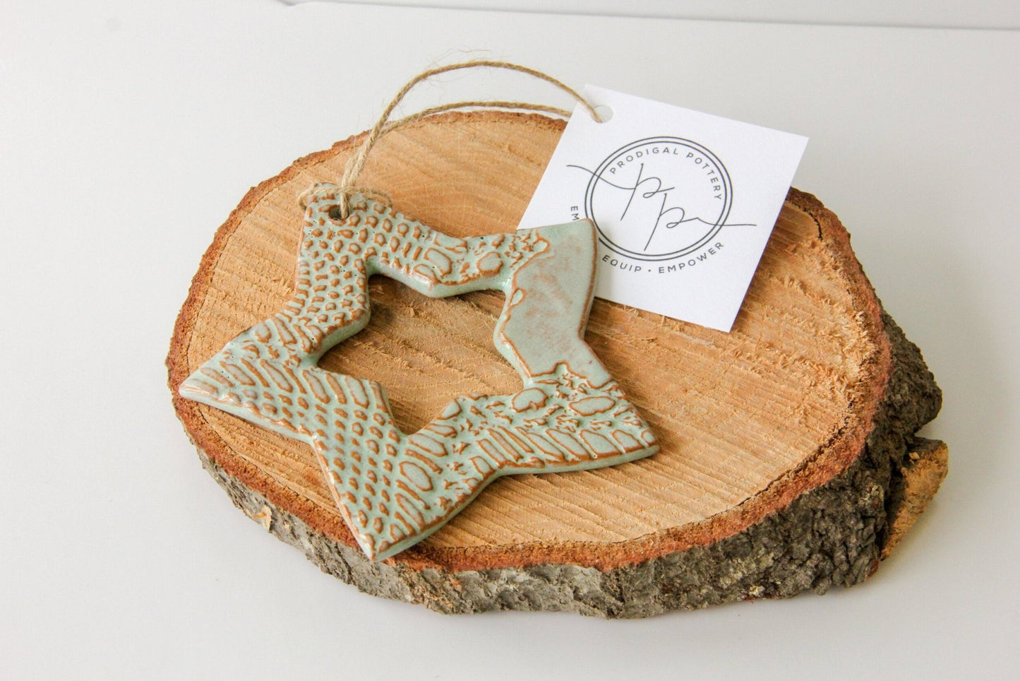 Cutout Star Ornament - mosswell.us