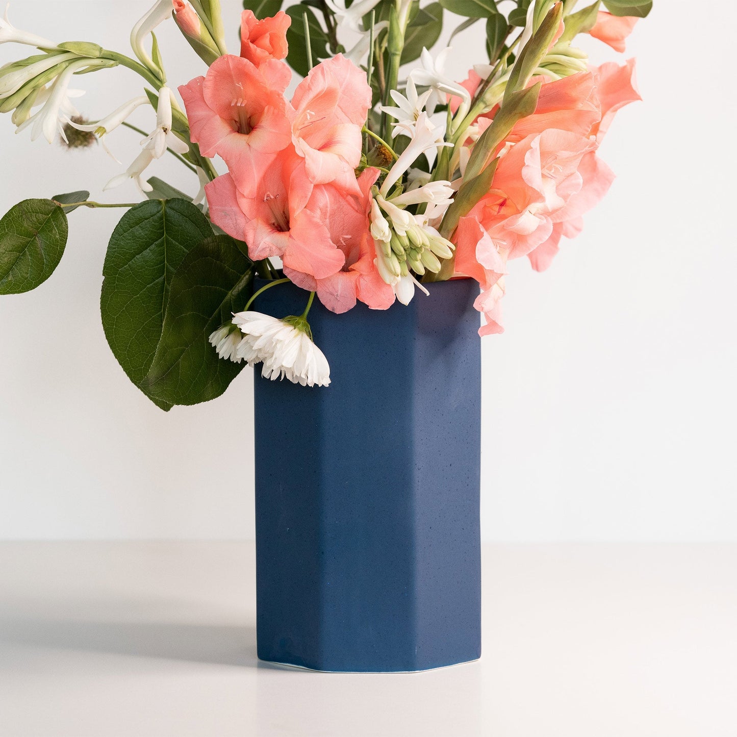 Handmade Porcelain Bouquet Vase - mosswell.us