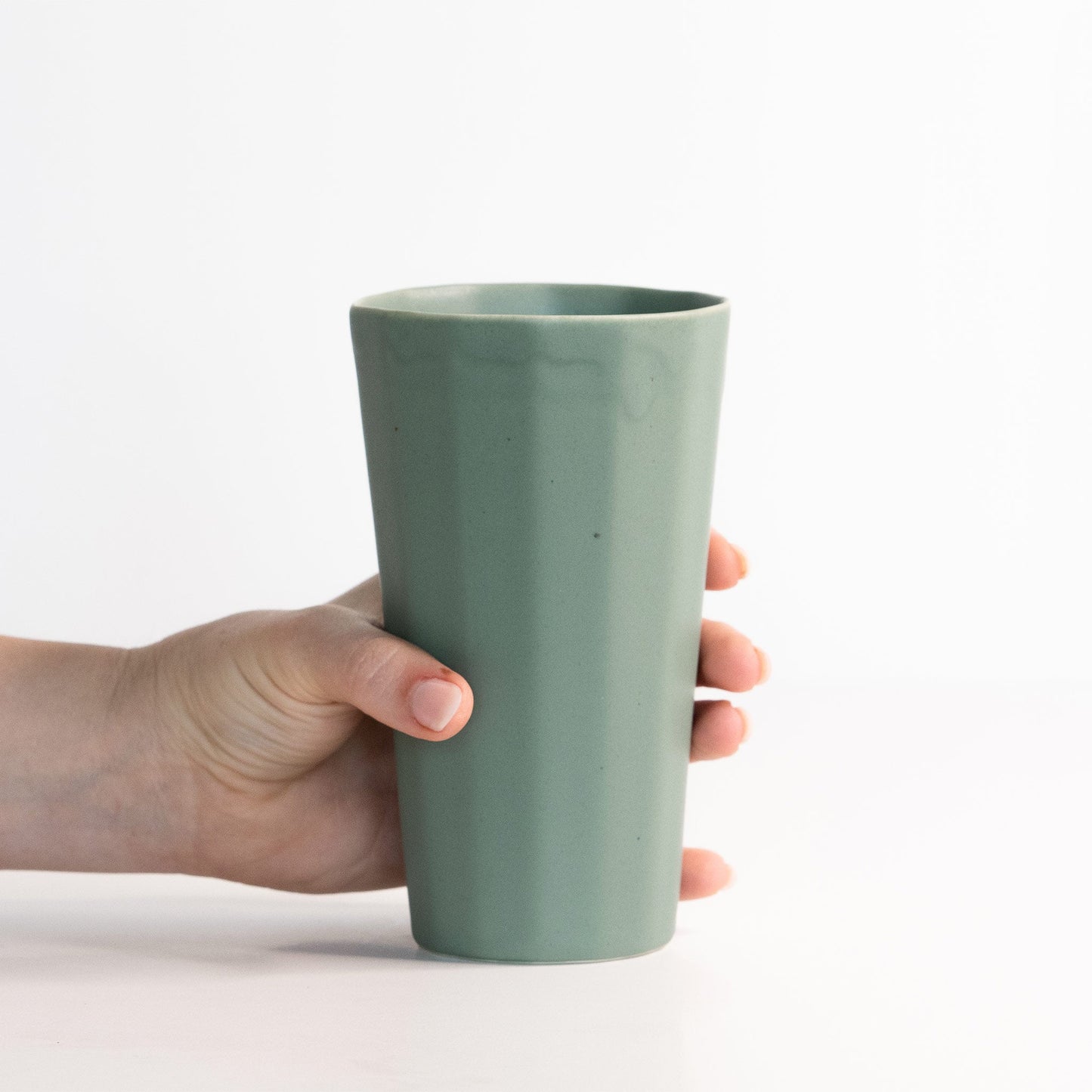 Handmade Porcelain Pint Cup - mosswell.us
