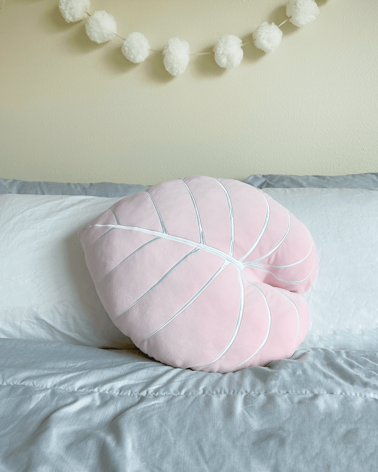 Philodendron Gloriosum Leaf Plush Pillow - Baby Pink - mosswell.us