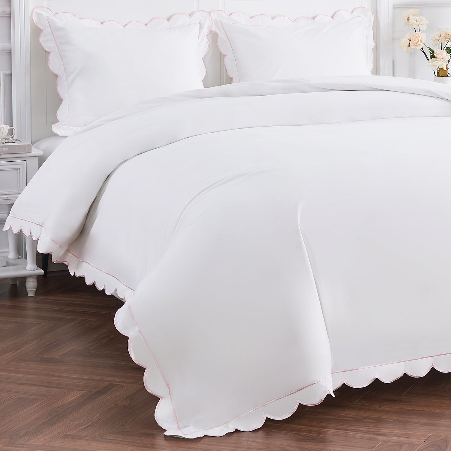 Scallop Frame Embroidered Cotton Percale Duvet Set - mosswell.us