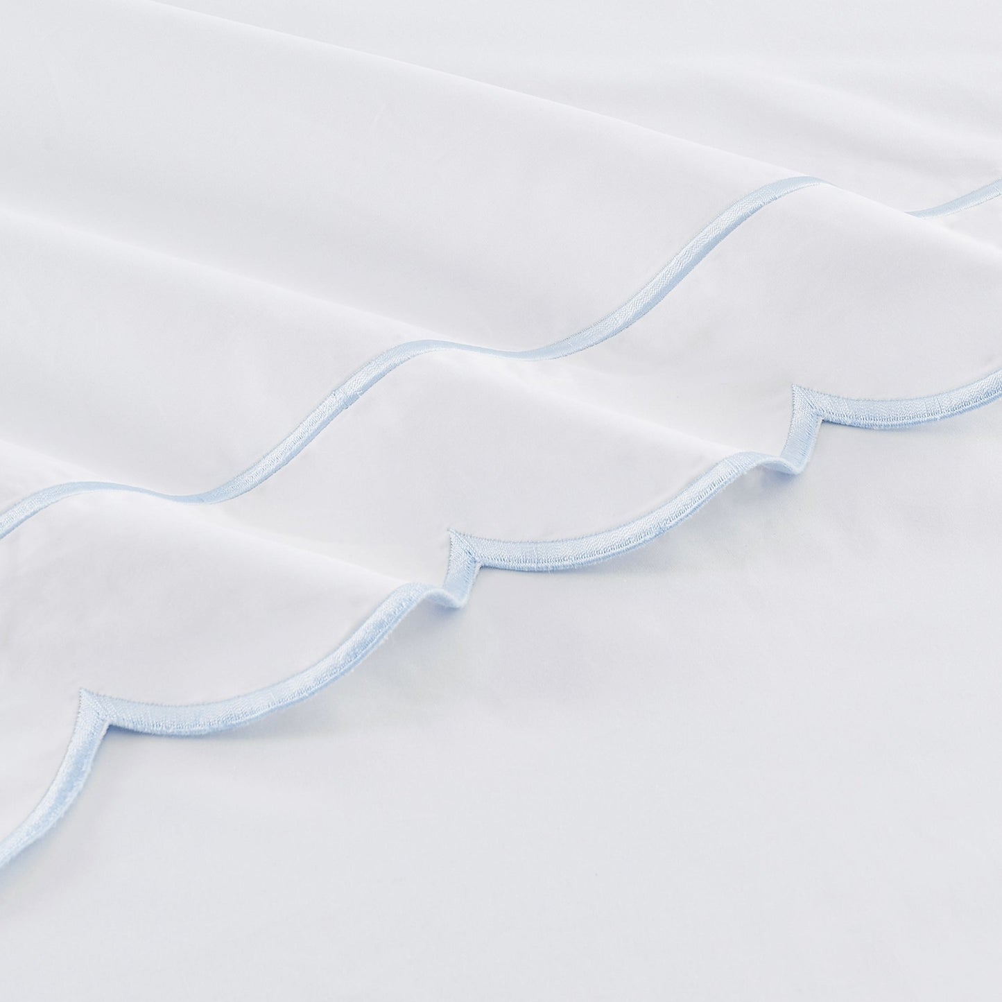Scallop Frame Embroidered Cotton Percale Sheet Set - mosswell.us