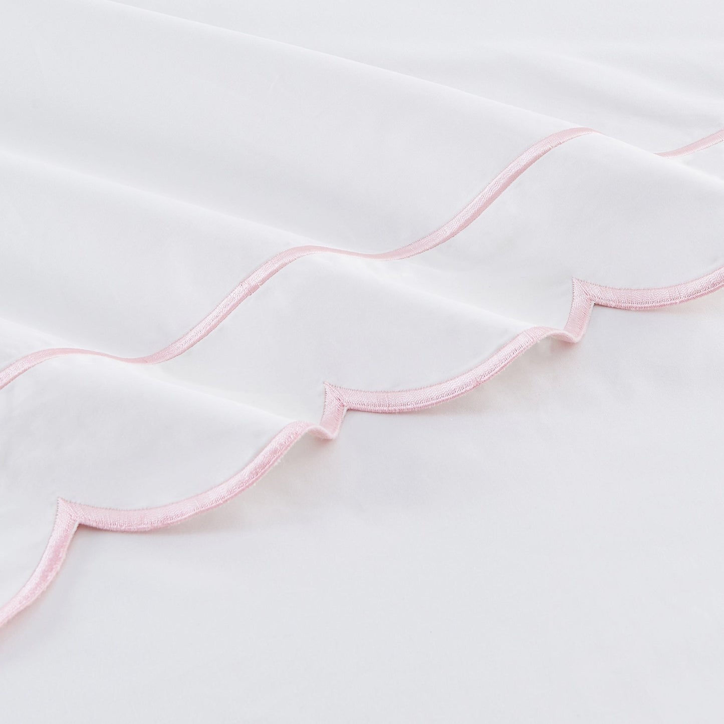 Scallop Frame Embroidered Cotton Percale Sheet Set - mosswell.us