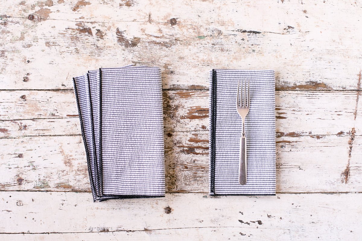 Seersucker Dinner Napkins, set of 4 - mosswell.us
