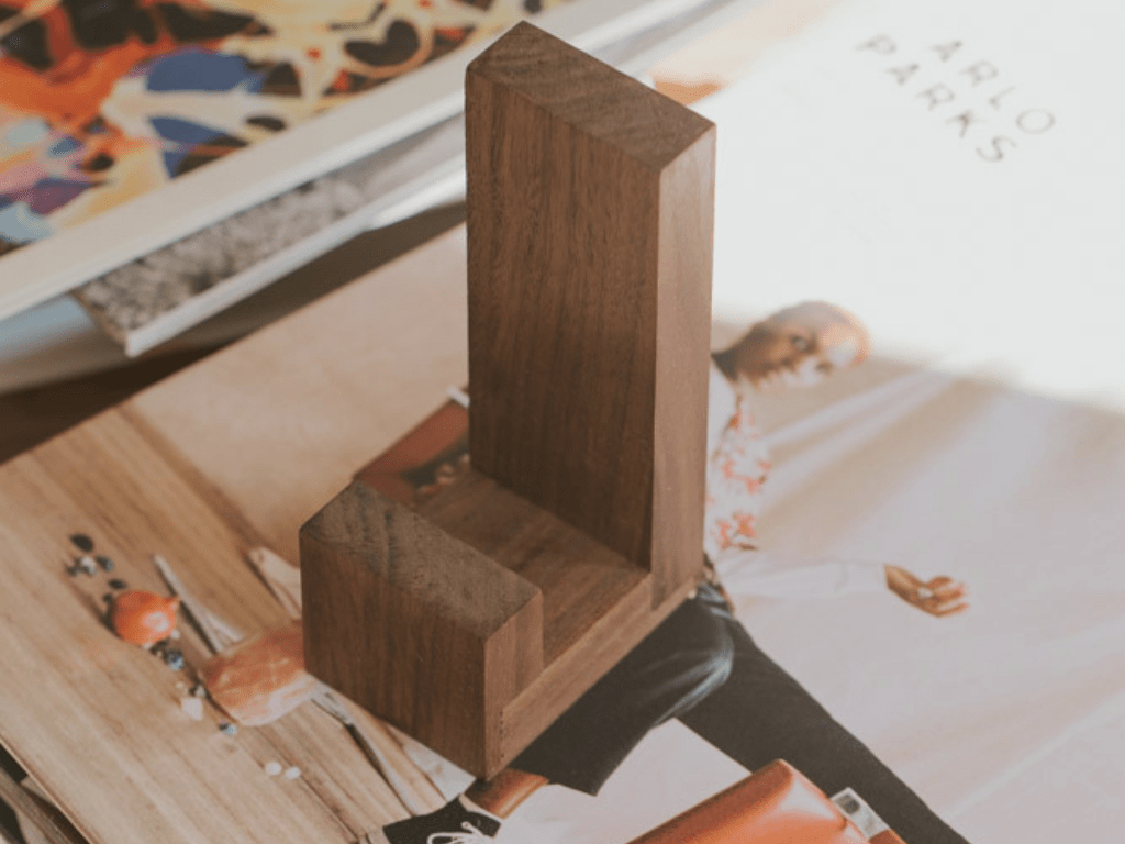 Tabletop Record Stand - mosswell.us