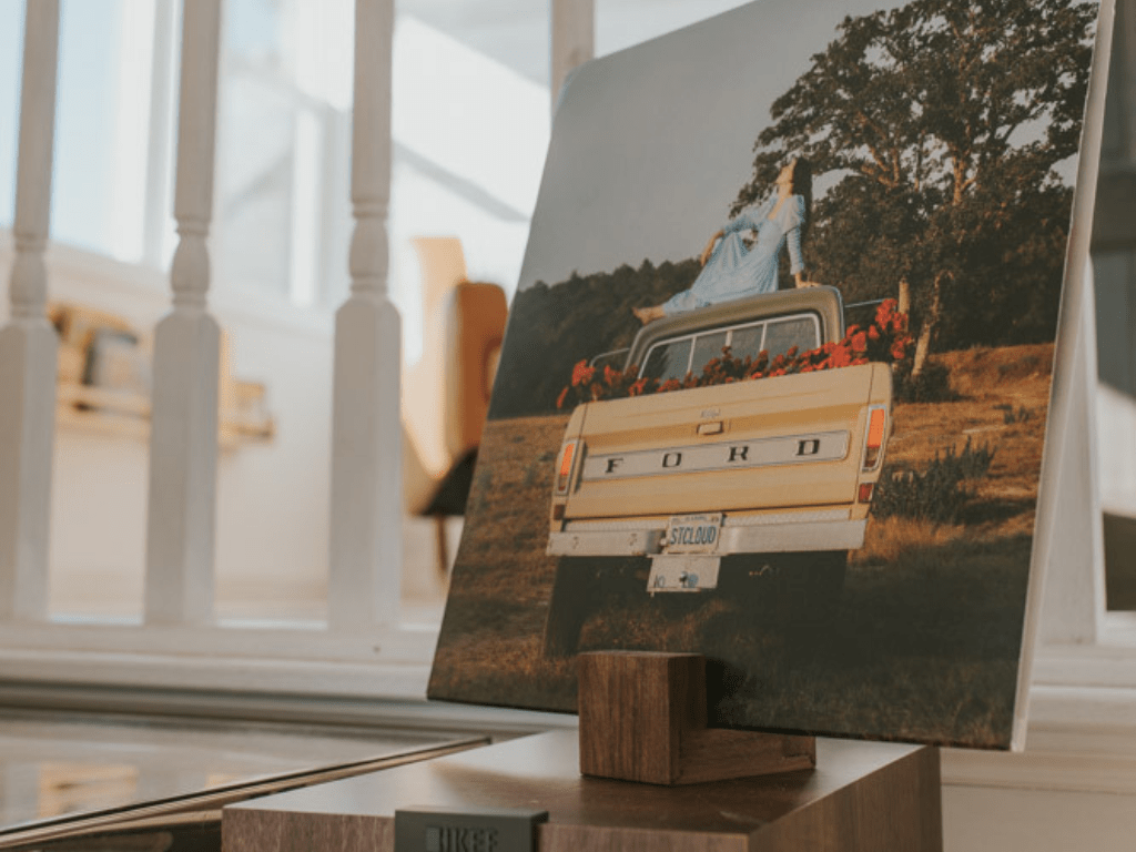 Tabletop Record Stand - mosswell.us