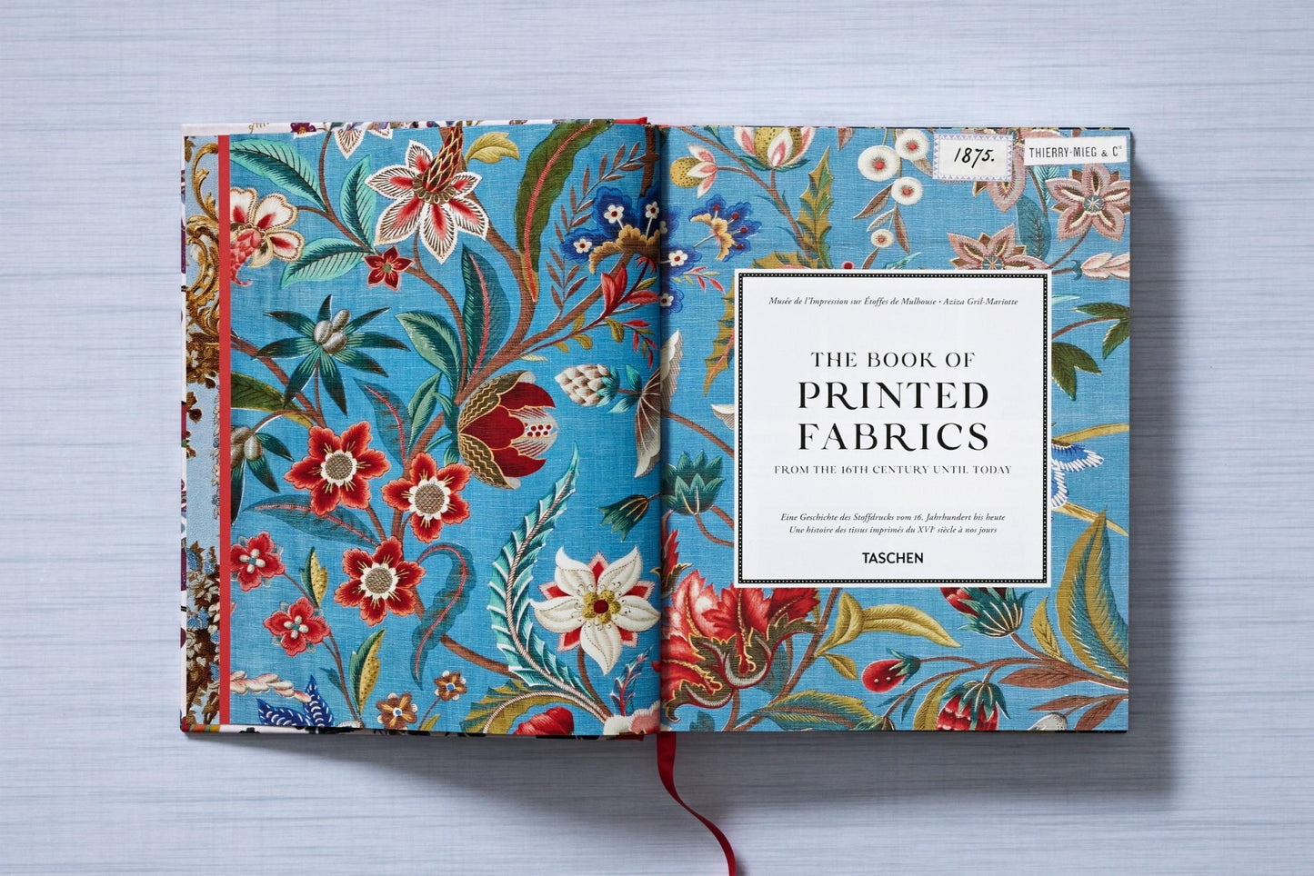The Book of Printed Fabrics. From the 16th century until today (German, French, English) - mosswell.us