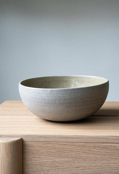 Handmade Stoneware Ramen Bowl - Concrete