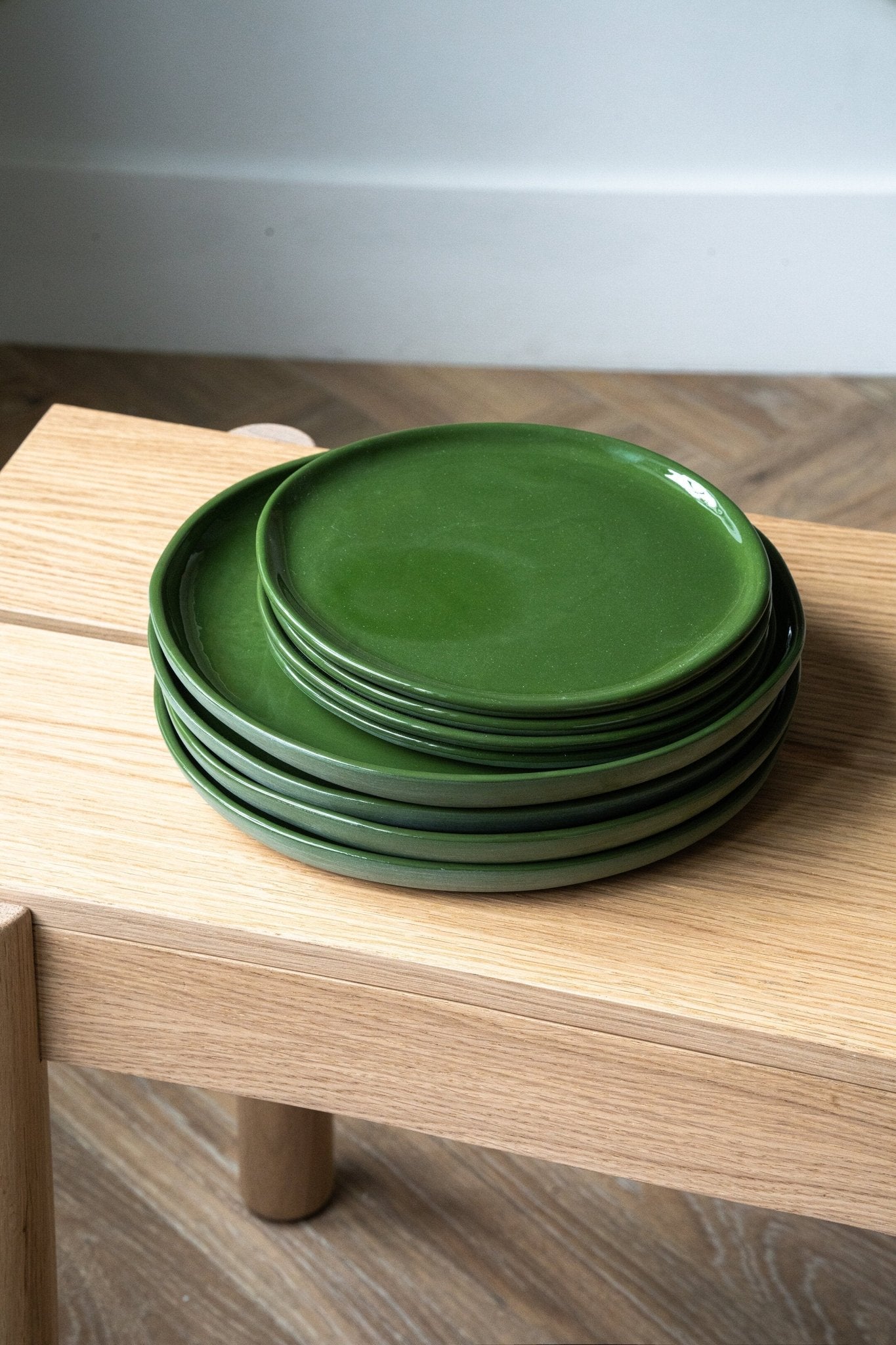 Handmade Porcelain Dinner Plates. Green - mosswell.us