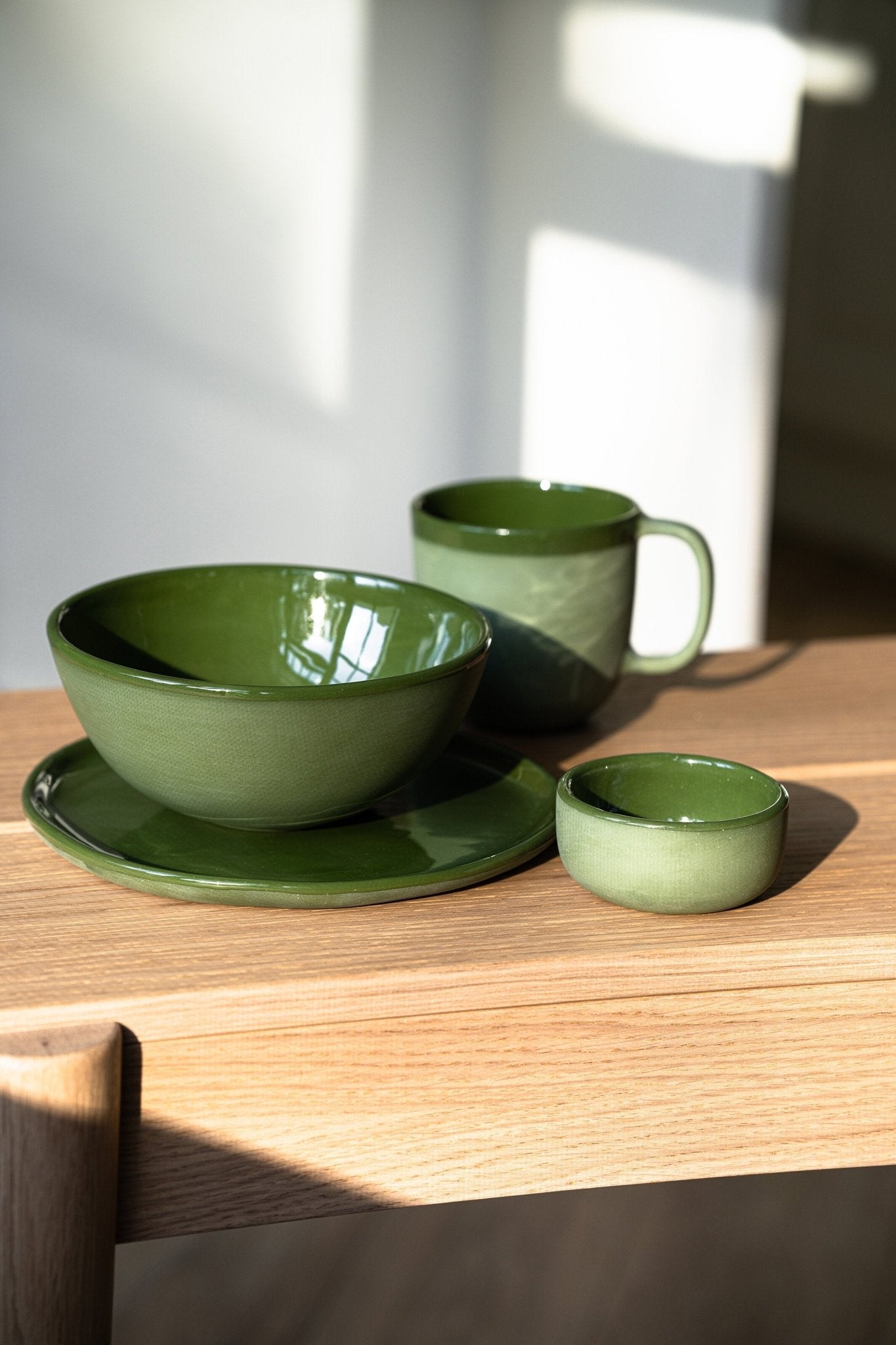 Handmade Porcelain Pinch Bowl. Green - mosswell.us