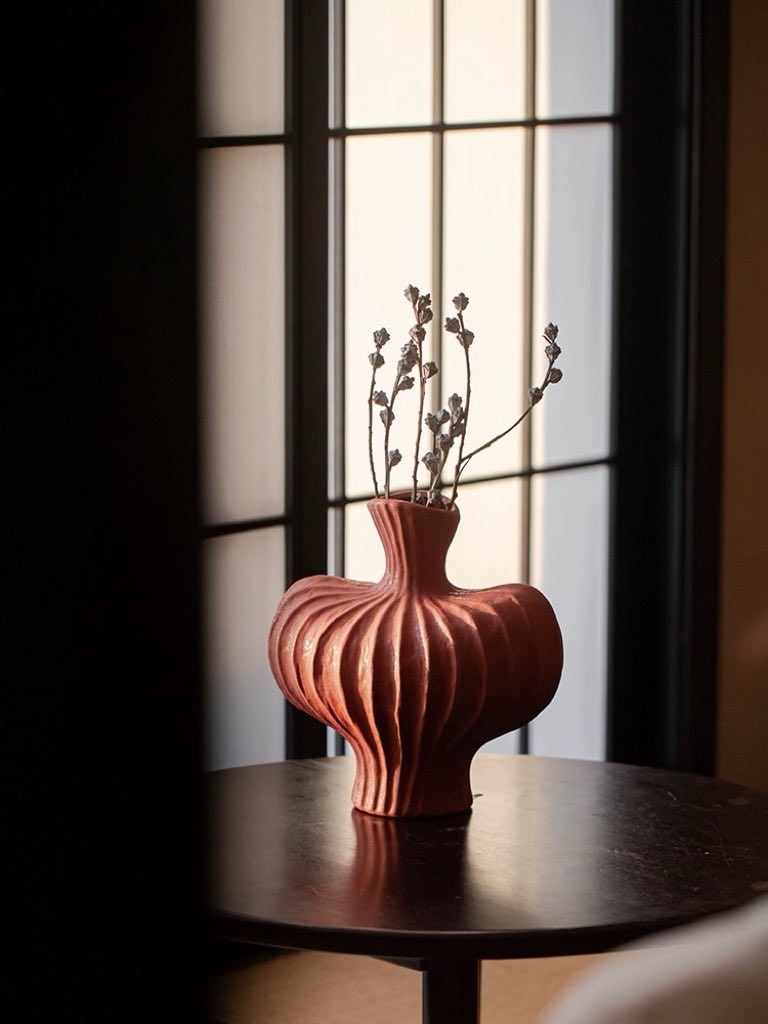 Handmade Wabi Sabi Ceramic Pottery Vase - Red / Black / White - mosswell.us