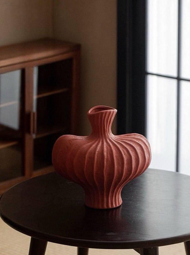 Handmade Wabi Sabi Ceramic Pottery Vase - Red / Black / White - mosswell.us