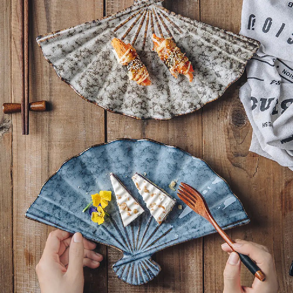 Japanese Ceramic Sushi Fan - Shaped Meal Plate - mosswell.us