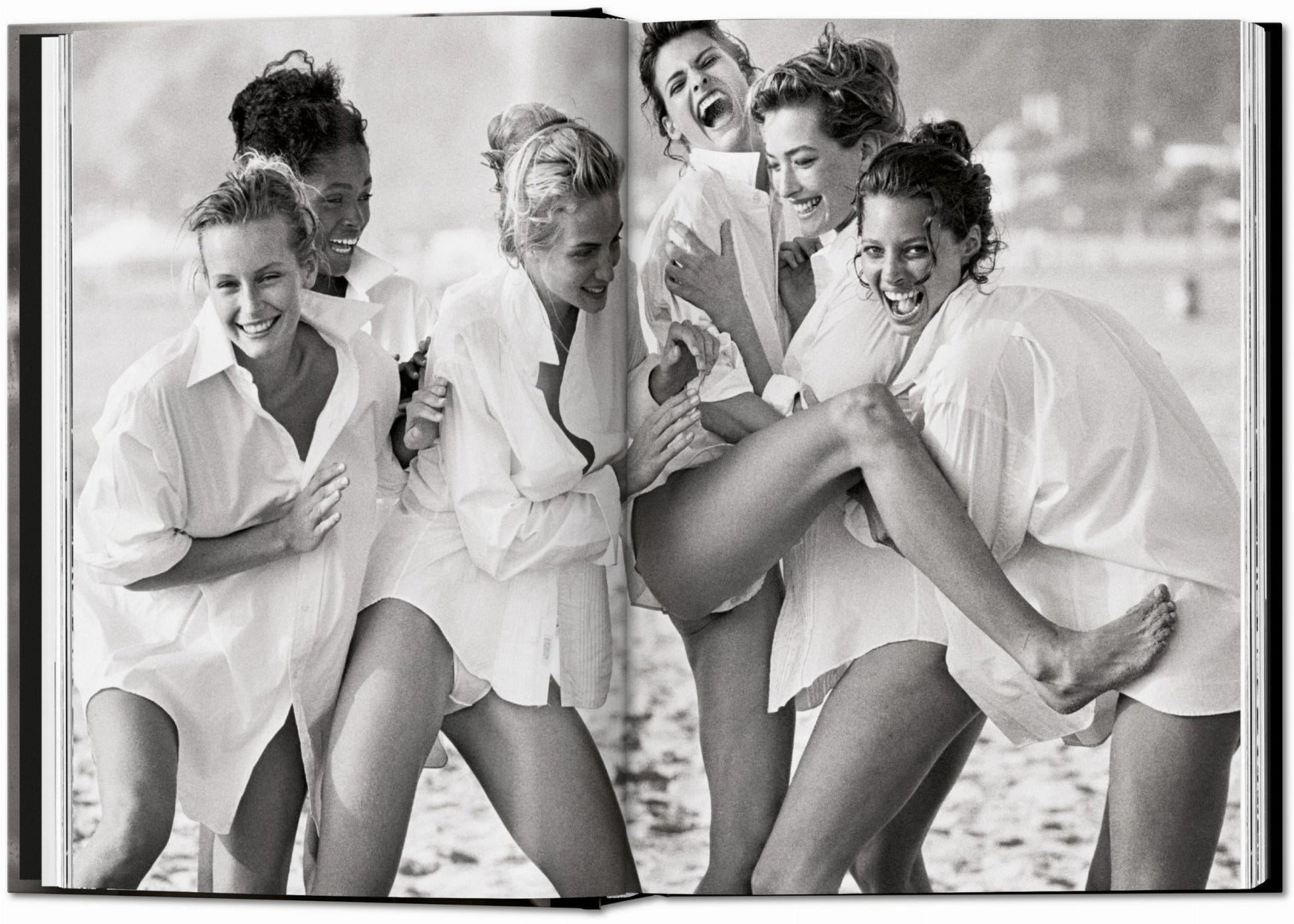 Peter Lindbergh. On Fashion Photography. 45th Ed. (German, French, English) - mosswell.us