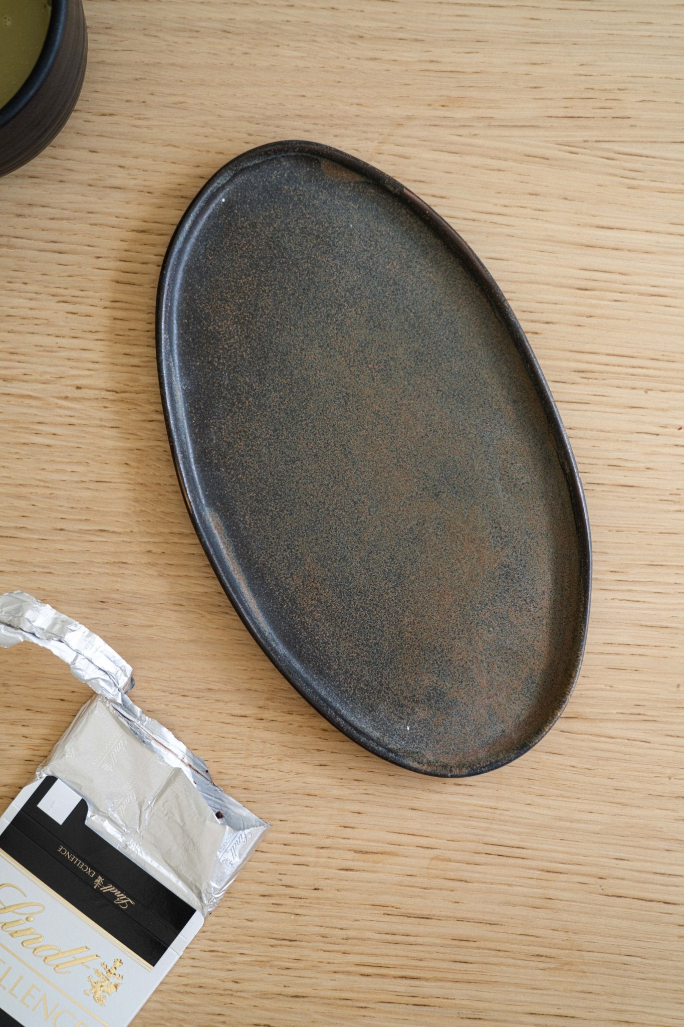 Rust Stoneware Oval Serving Platter - mosswell.us