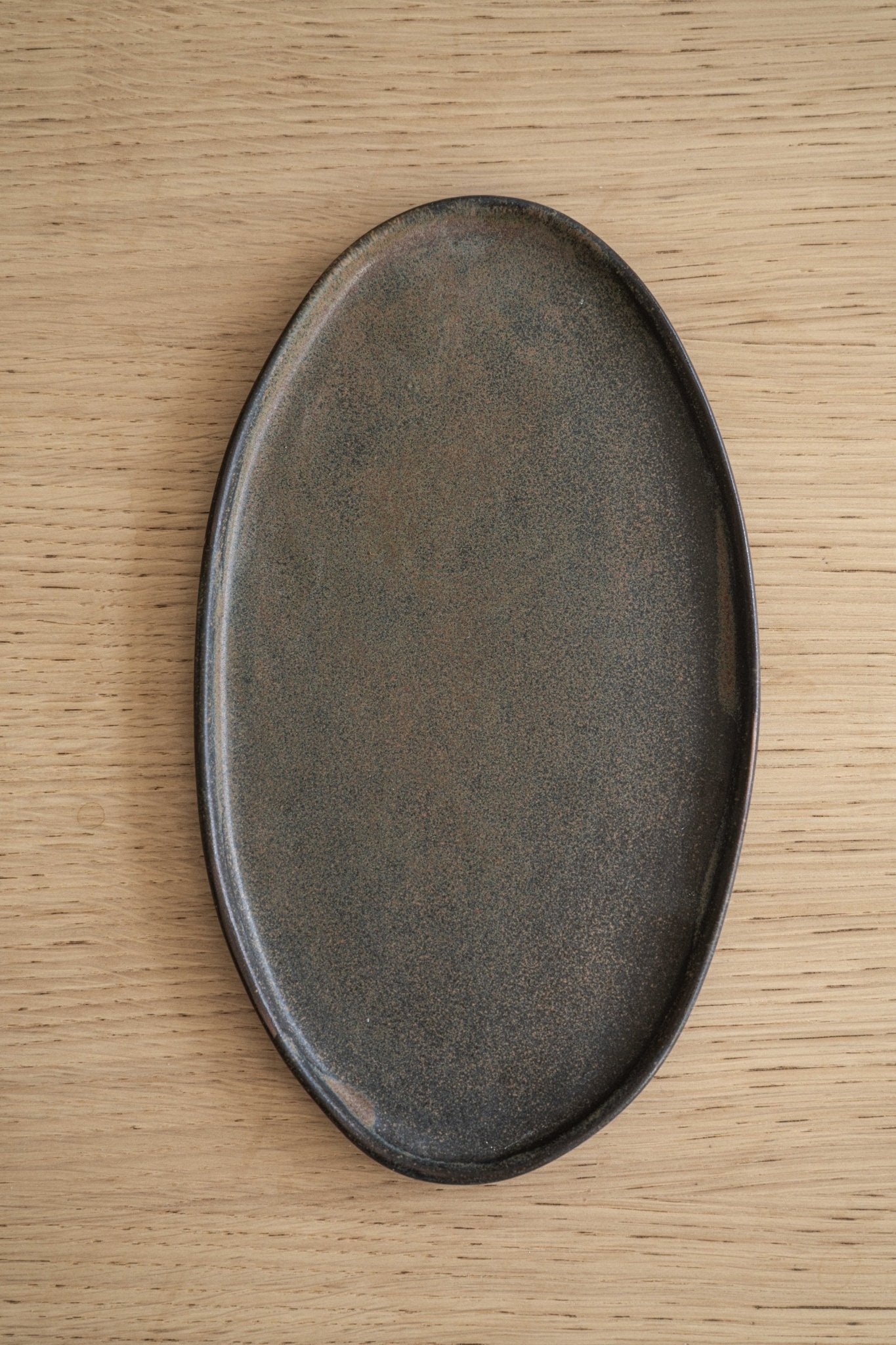 Rust Stoneware Oval Serving Platter - mosswell.us