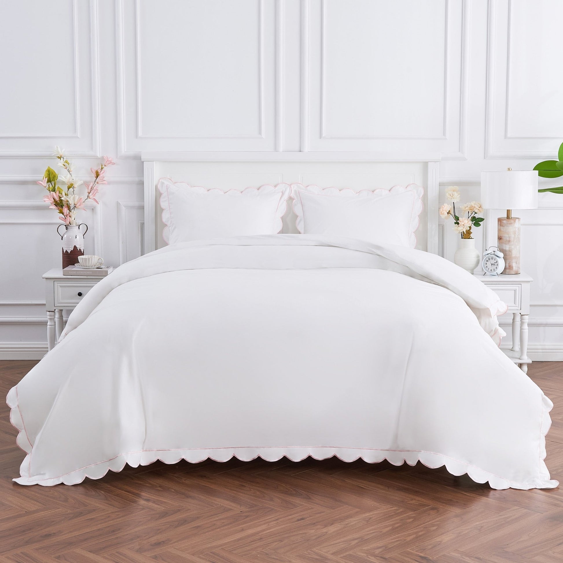 Scallop Frame Embroidered Cotton Percale Duvet Set - mosswell.us