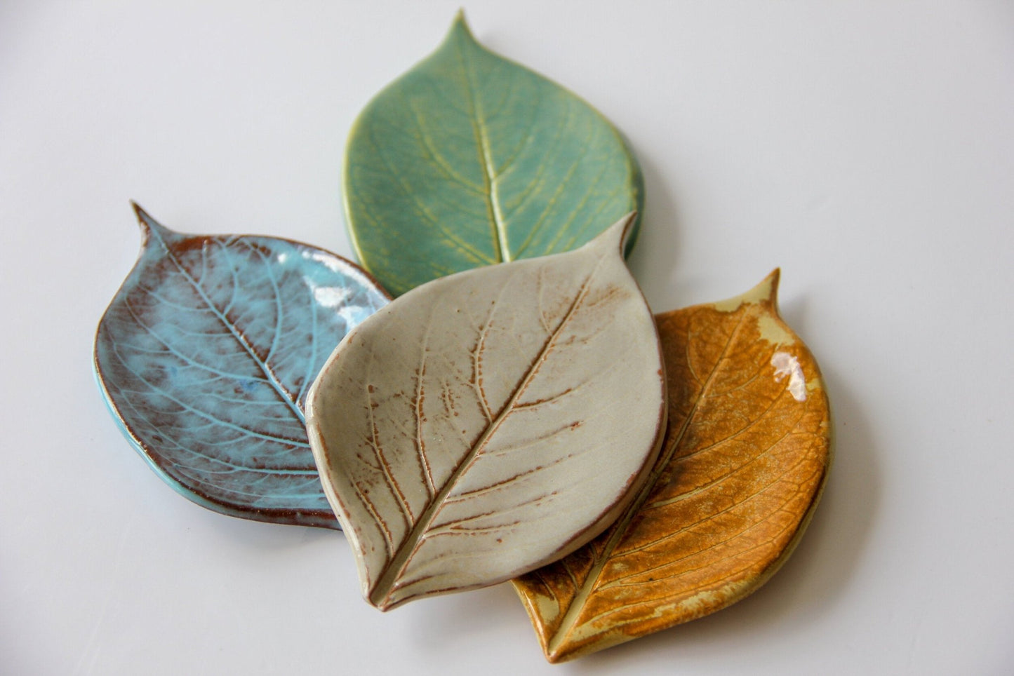 Small Leaf Dish - mosswell.us
