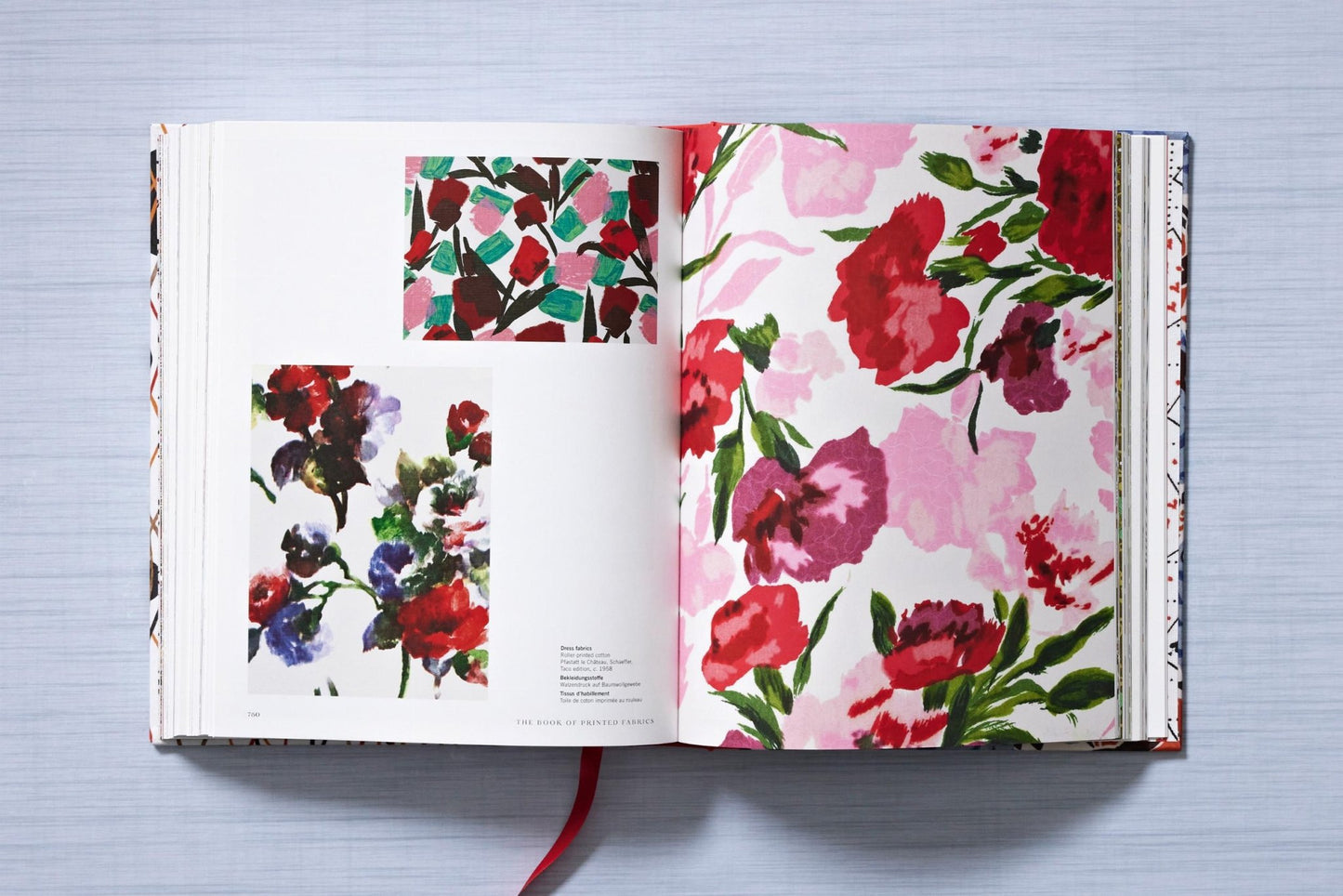 The Book of Printed Fabrics. From the 16th century until today (German, French, English) - mosswell.us