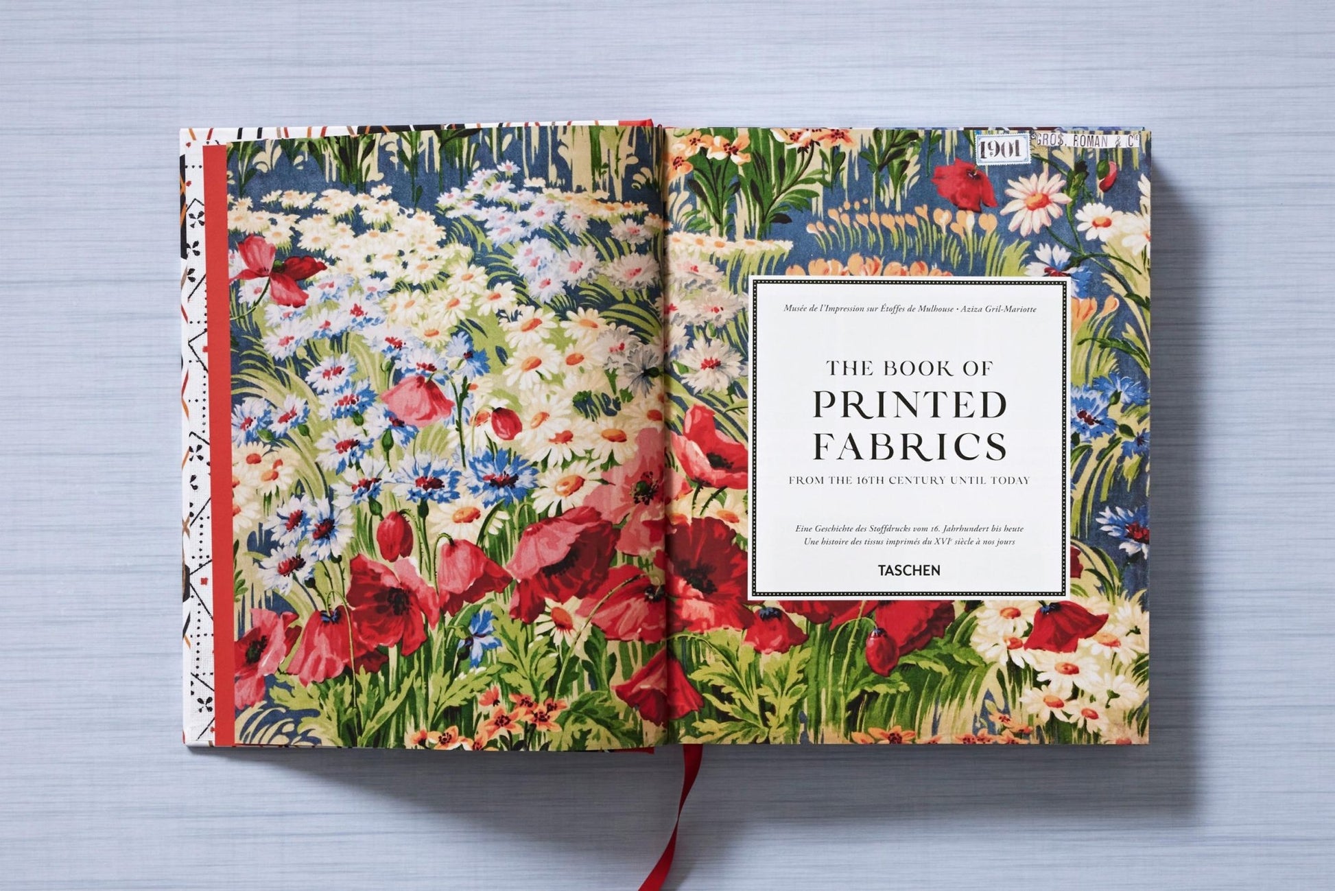 The Book of Printed Fabrics. From the 16th century until today (German, French, English) - mosswell.us