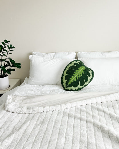 Tufted Calathea Medallion Leaf Pillow - mosswell.us