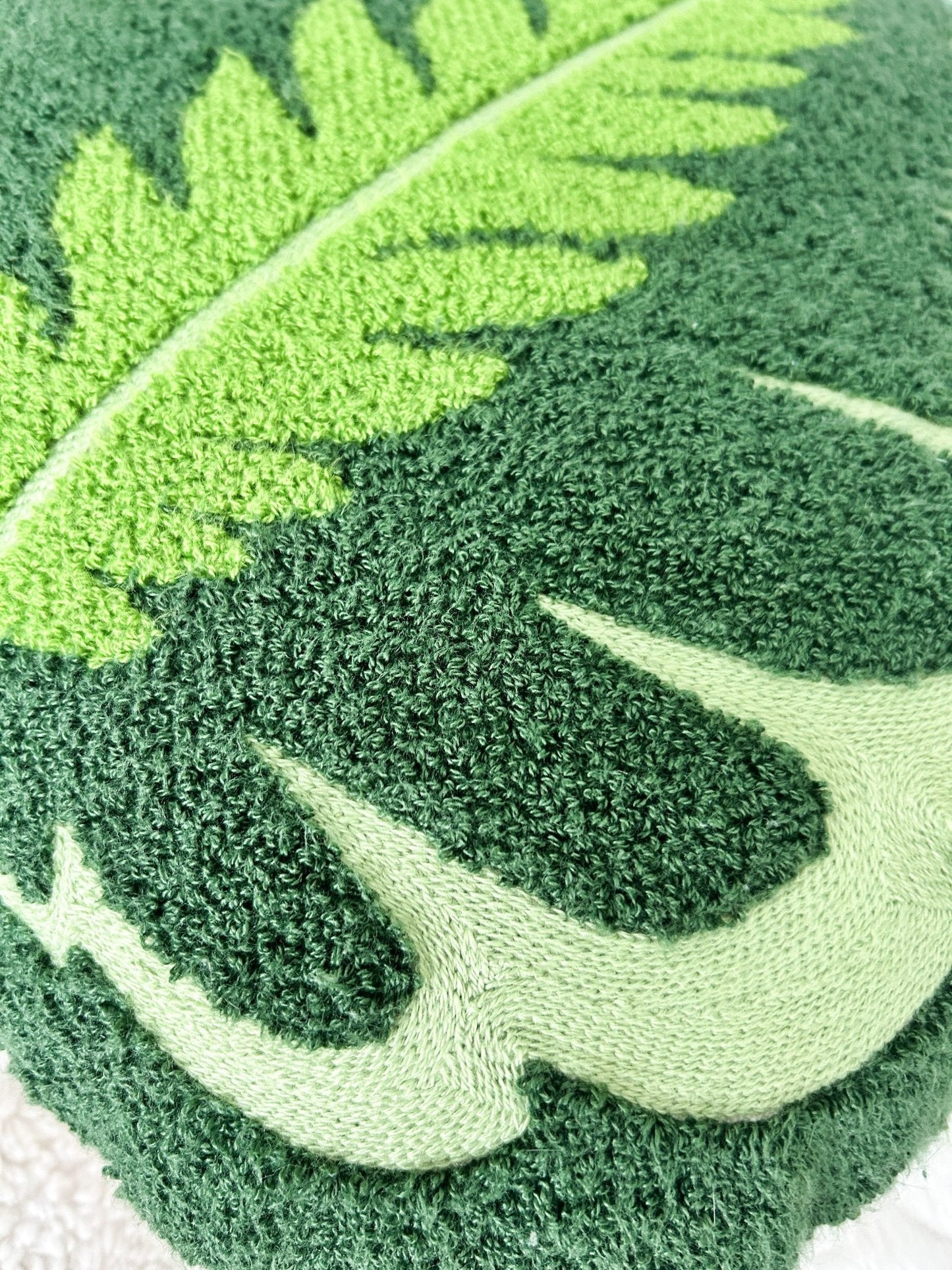 Tufted Calathea Medallion Leaf Pillow - mosswell.us