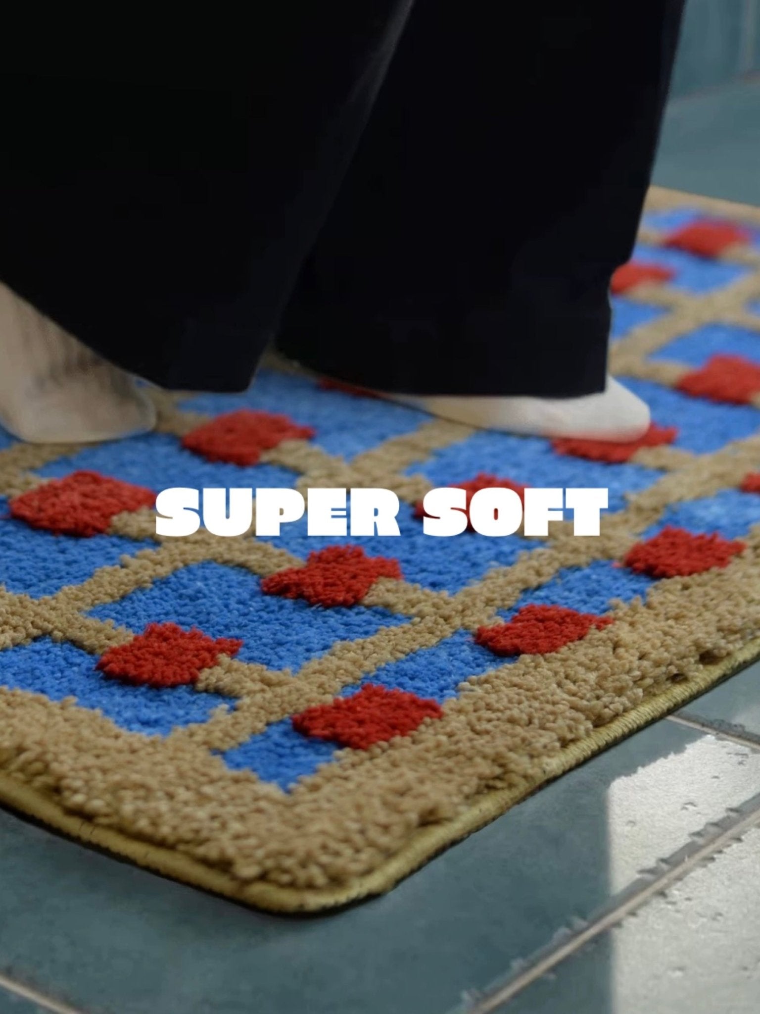 Ultra Soft Whimsical Dopamine Checker Bath Rug, Absorbent Mat - mosswell.us